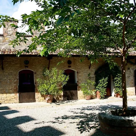 Lejlighedshotel Castello Di Montalto