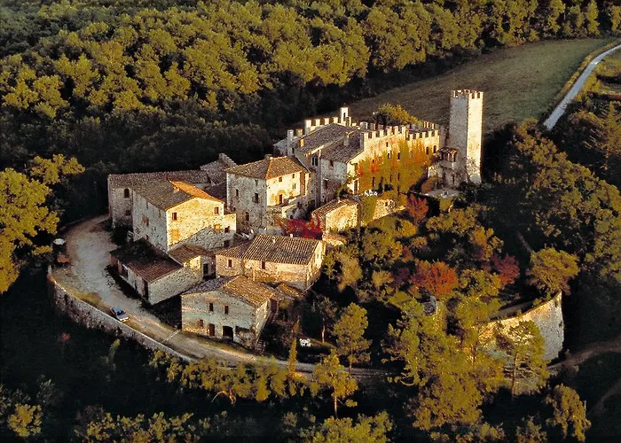 Castello Di Montalto Apartmanhotel 4*