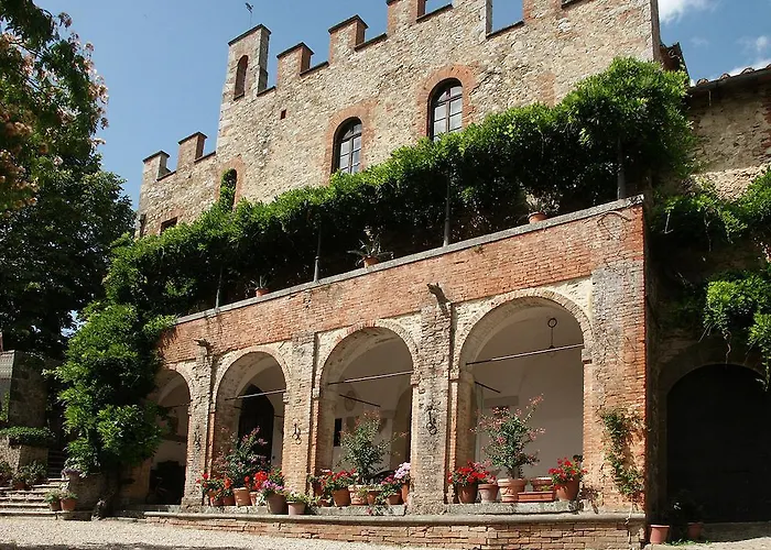 Castello Di Montalto 4* Castelnuovo Berardenga